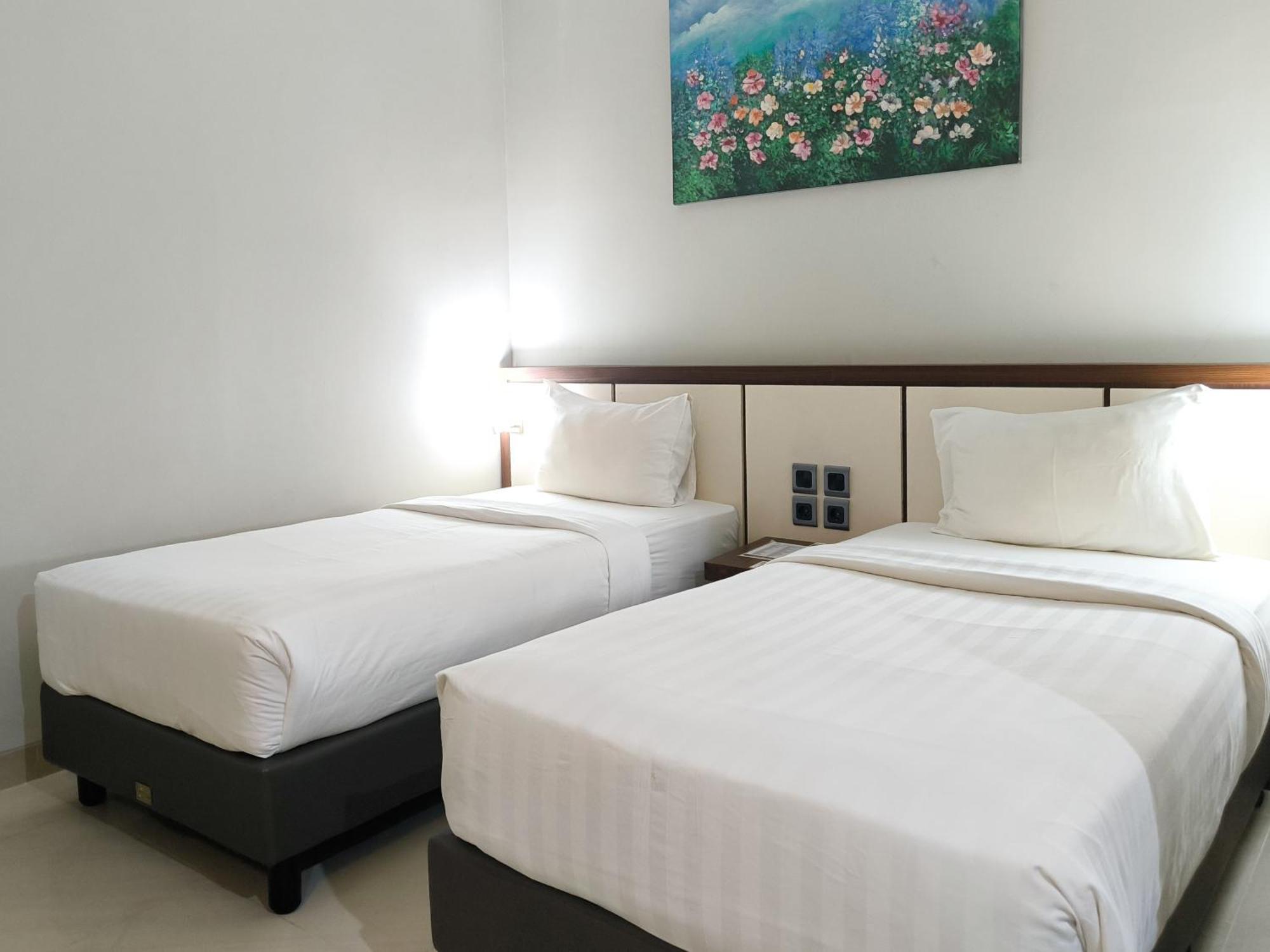 Rylich Panorama Hotel Sorong Phòng bức ảnh