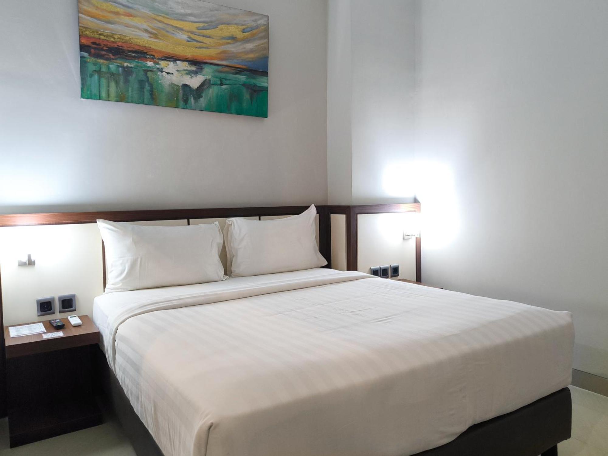Rylich Panorama Hotel Sorong Phòng bức ảnh