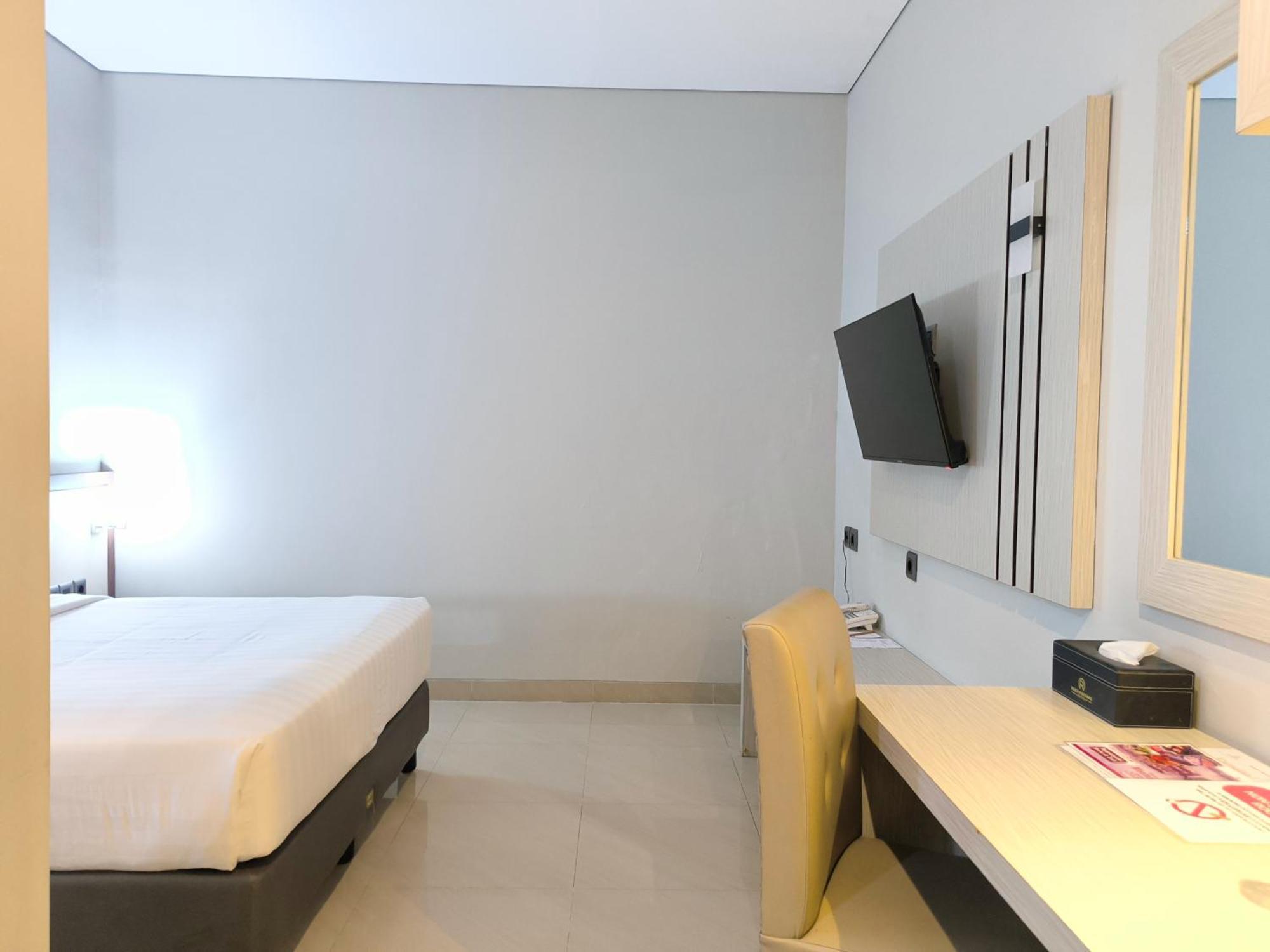 Rylich Panorama Hotel Sorong Phòng bức ảnh