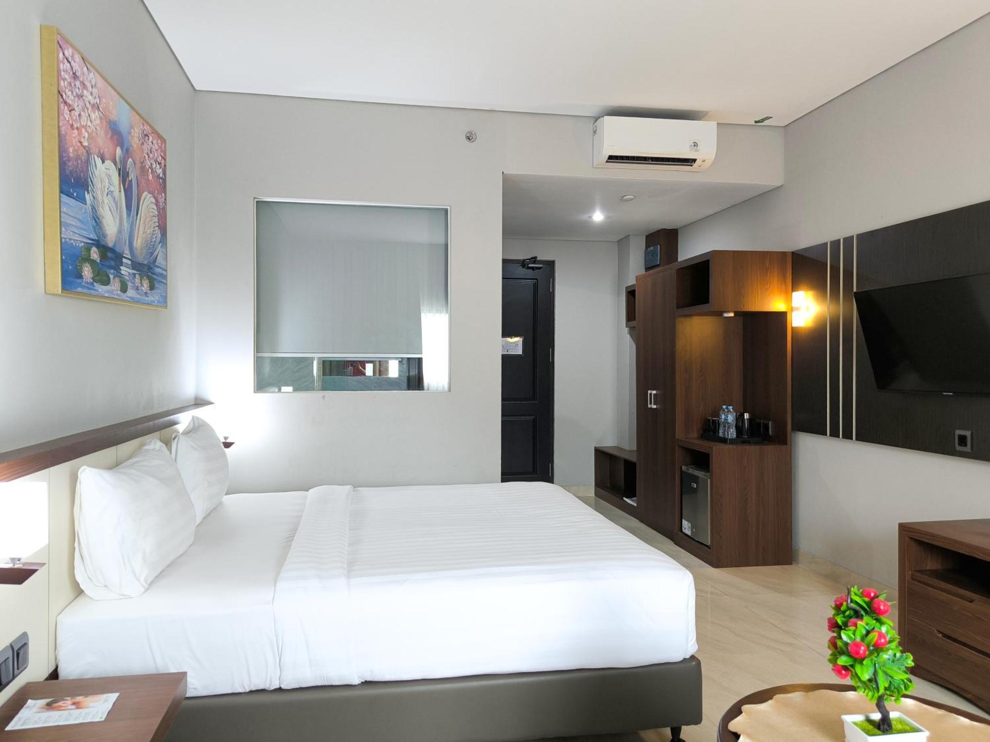 Rylich Panorama Hotel Sorong Phòng bức ảnh